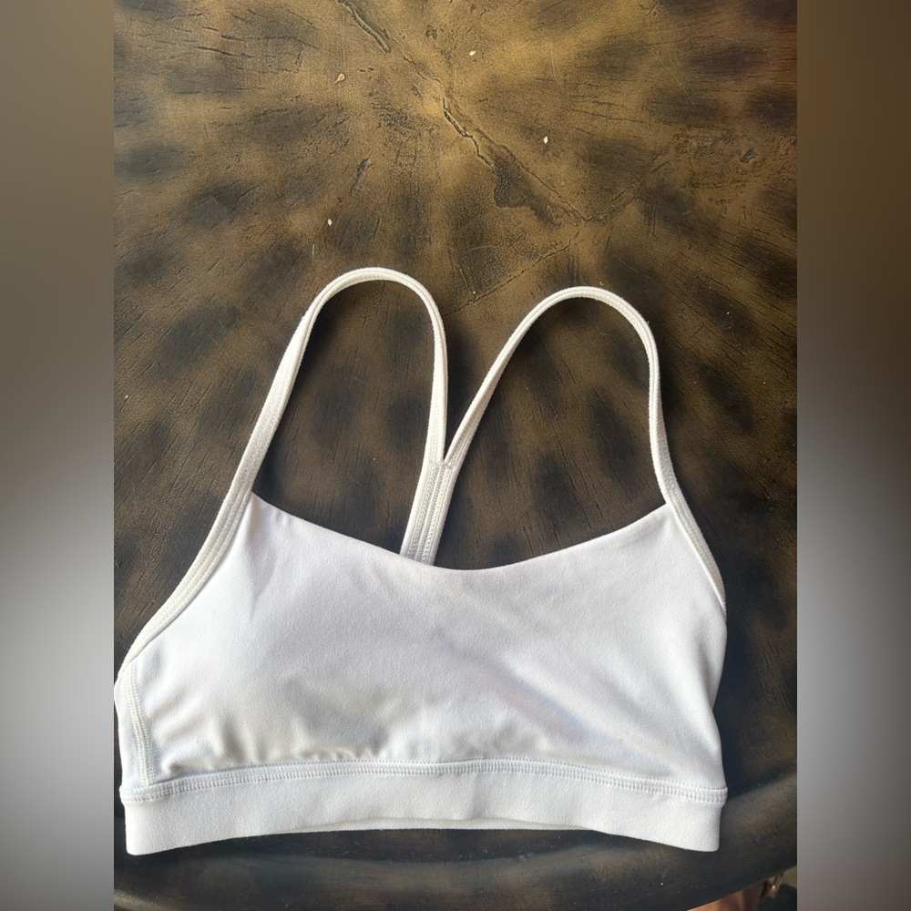 LuLu Lemon 🍋 
Women's White Strappy Bralette
Size 4